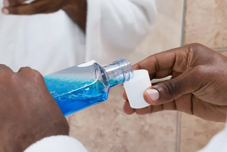 I dentifrici scadono? Ecco come controllare